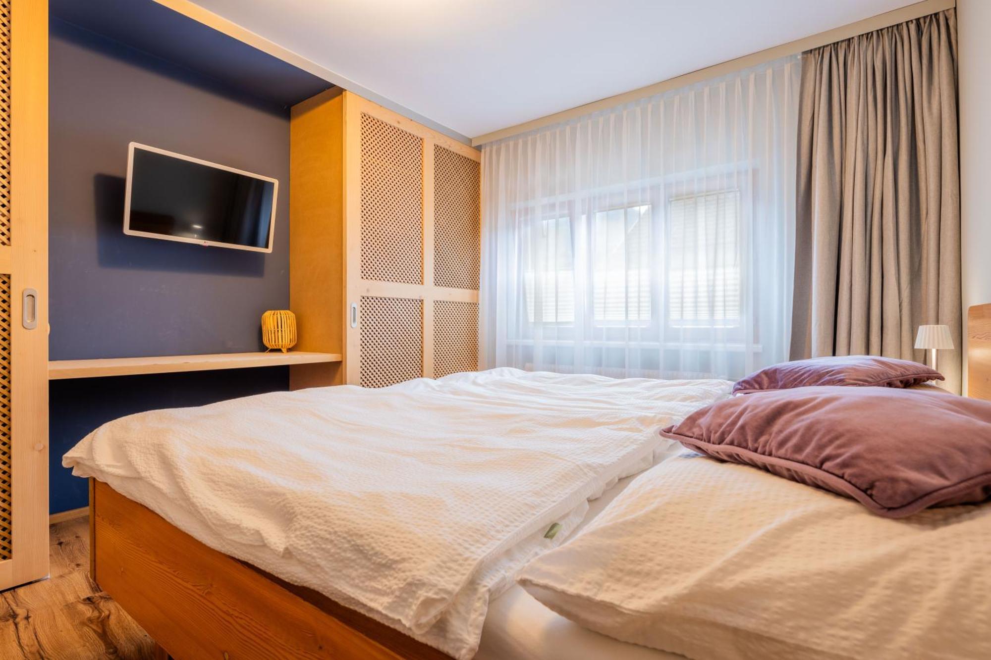 Haus Christina - Romantik Suite Burs Экстерьер фото